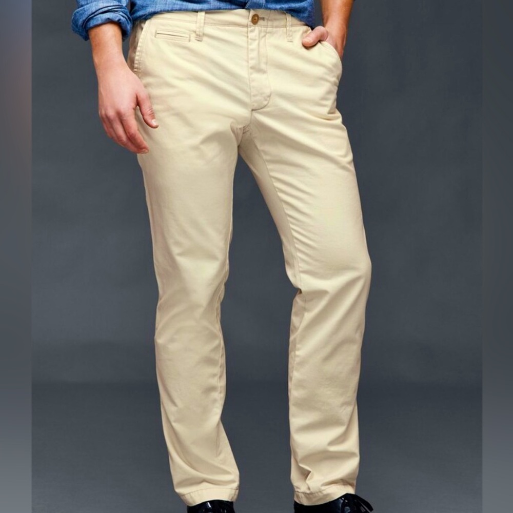 Gap Men’s Vintage Washed Slim Fit Khakis